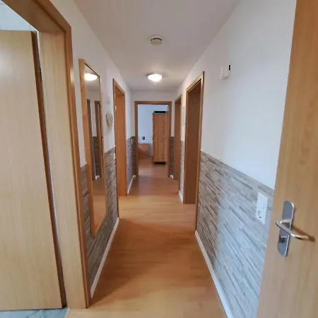 아파트 Ferien Im Bergischen Reichshof